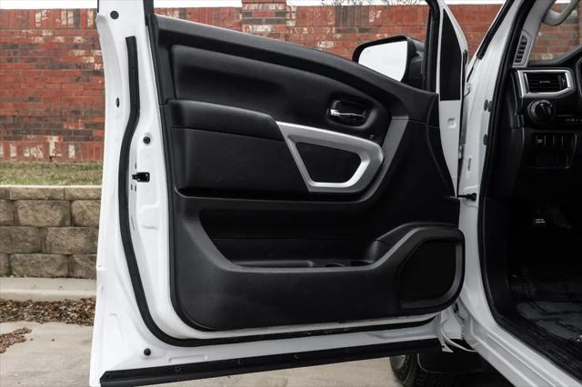 2021 Nissan Titan Crew Cab SV 4x2