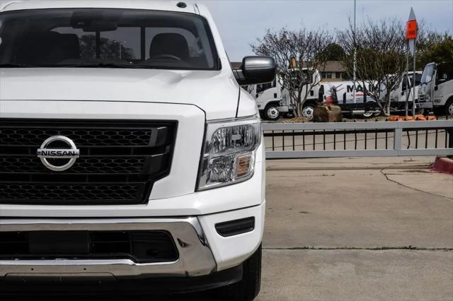 2021 Nissan Titan Crew Cab SV 4x2