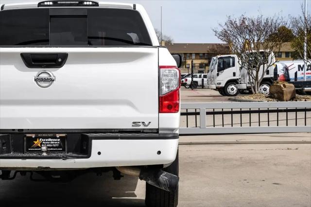 2021 Nissan Titan Crew Cab SV 4x2