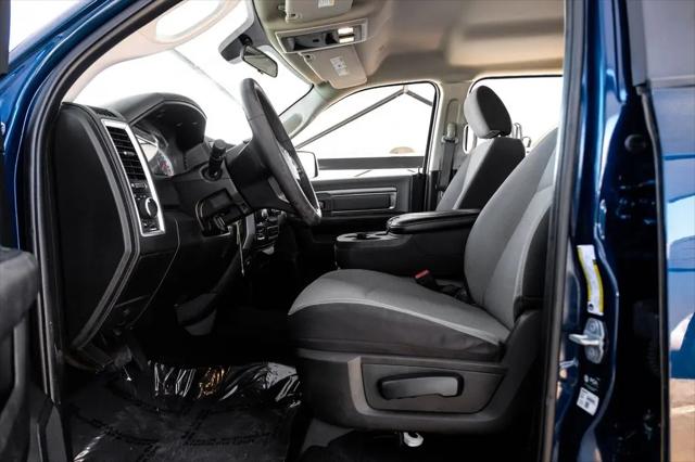 2021 Ram 1500 SLT Crew Cab 4x4 5'7" Box