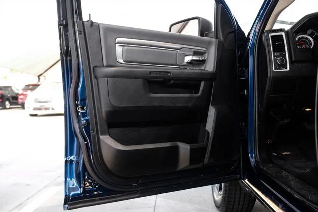 2021 Ram 1500 SLT Crew Cab 4x4 5'7" Box