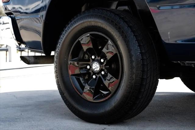 2021 Ram 1500 SLT Crew Cab 4x4 5'7" Box