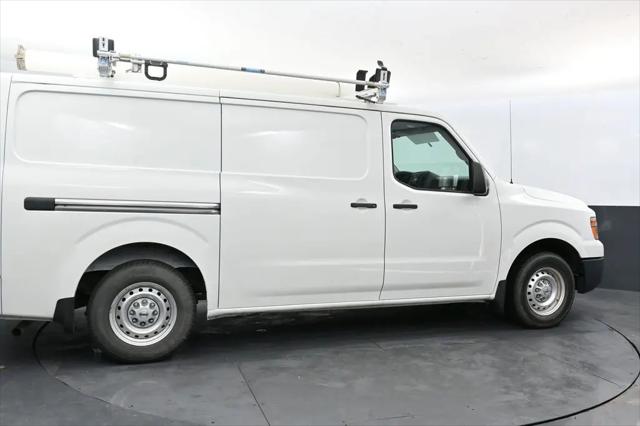 2018 Nissan 1500 S V6