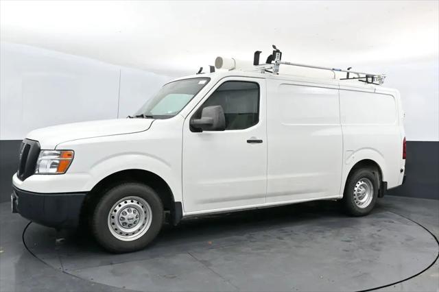 2018 Nissan 1500 S V6