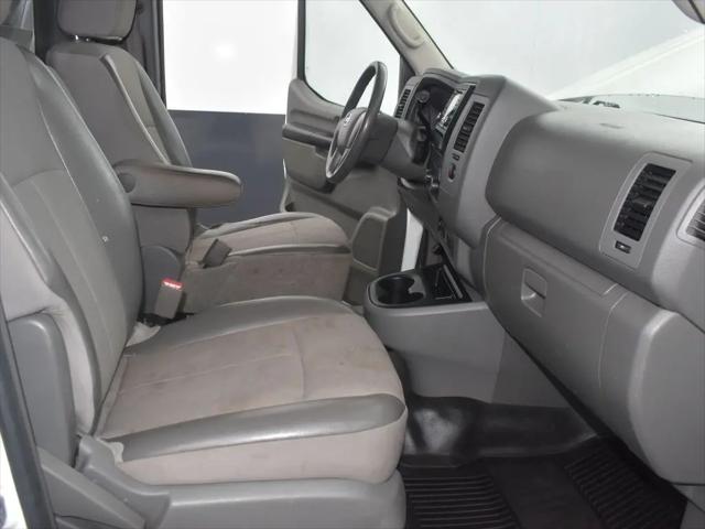 2018 Nissan 1500 S V6