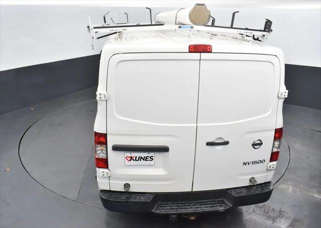 2018 Nissan 1500 S V6