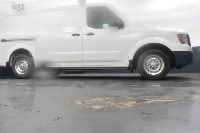 2018 Nissan 1500 S V6
