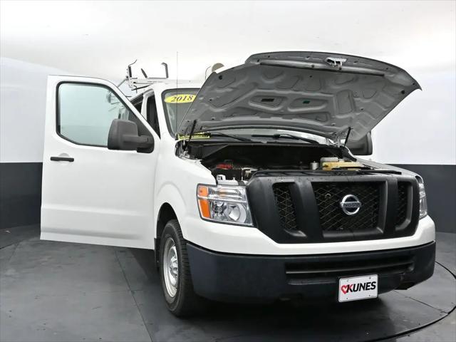 2018 Nissan 1500 S V6