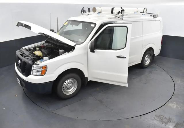 2018 Nissan 1500 S V6