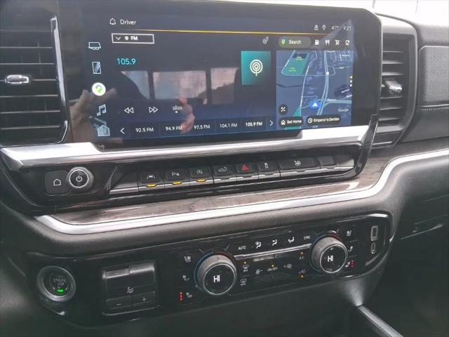 2022 Chevrolet Silverado 1500 4WD Crew Cab Short Bed LTZ