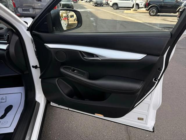 2021 INFINITI QX50 LUXE