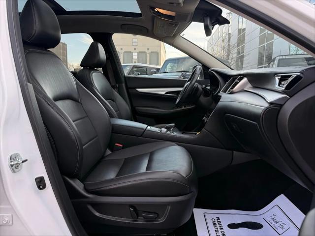 2021 INFINITI QX50 LUXE