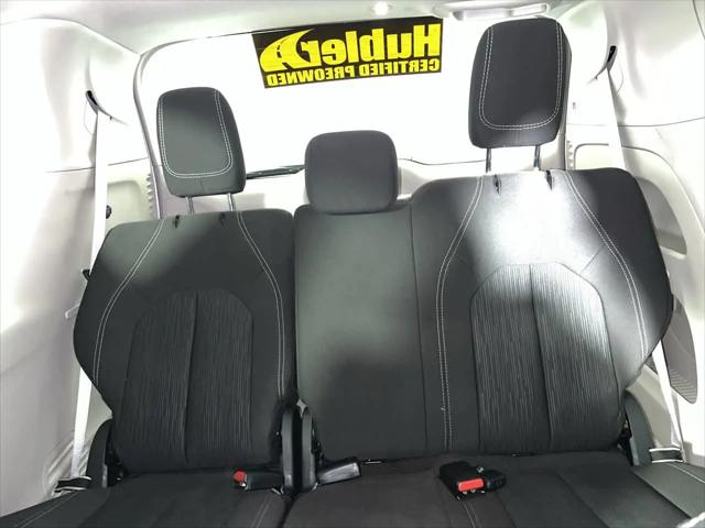 2024 Chrysler Voyager LX