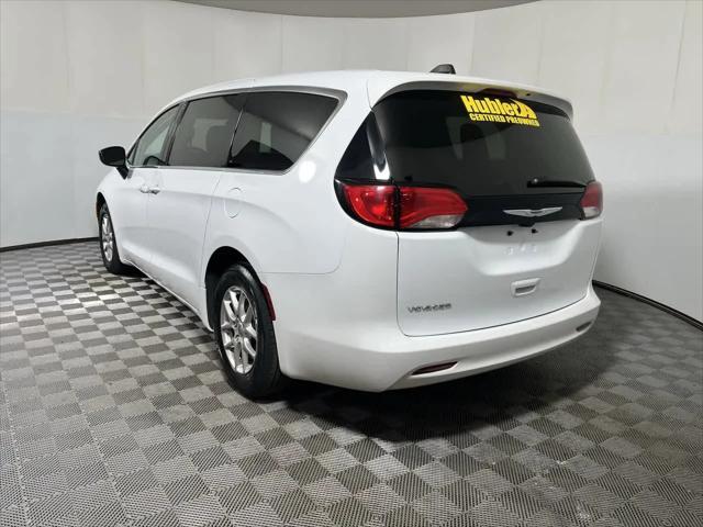 2024 Chrysler Voyager LX