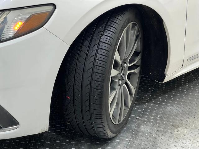 2018 Lincoln Continental Select