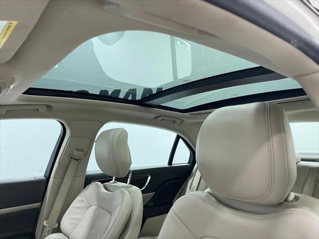 2018 Lincoln Continental Select