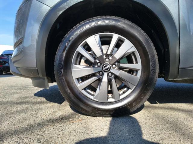 2024 Nissan Pathfinder SV 4WD