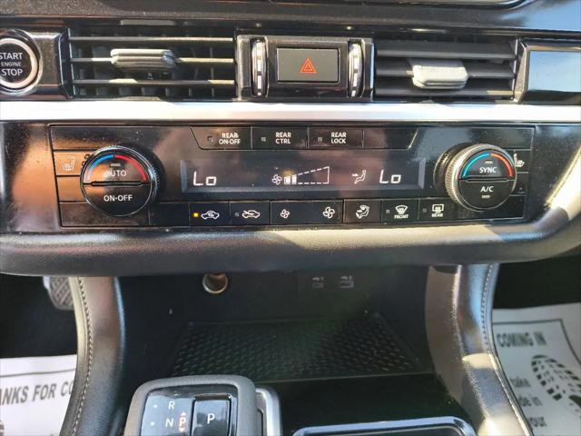 2024 Nissan Pathfinder SV 4WD