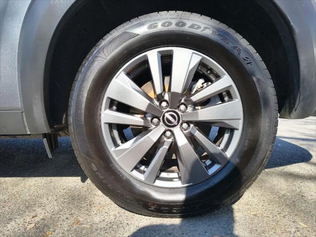 2024 Nissan Pathfinder SV 4WD