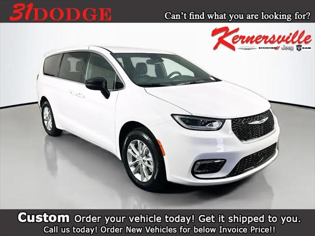2026 Chrysler Pacifica Select AWD for sale in Kernersville, NC