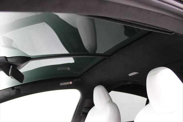 2022 Tesla Model X Plaid Tri Motor All-Wheel Drive