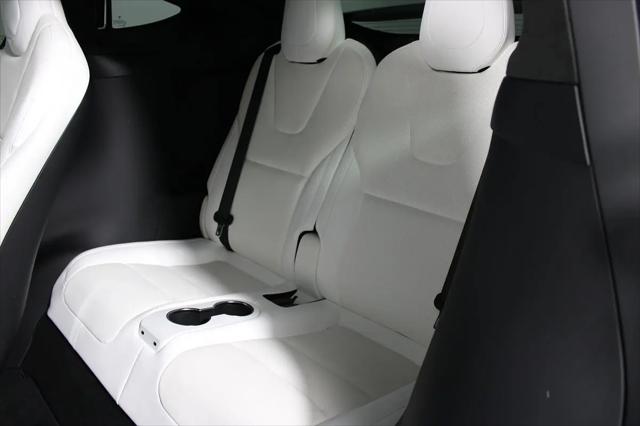 2022 Tesla Model X Plaid Tri Motor All-Wheel Drive