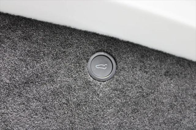 2022 Tesla Model X Plaid Tri Motor All-Wheel Drive