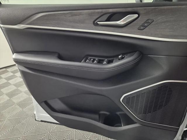 2026 Jeep Grand Cherokee L Limited 4x2