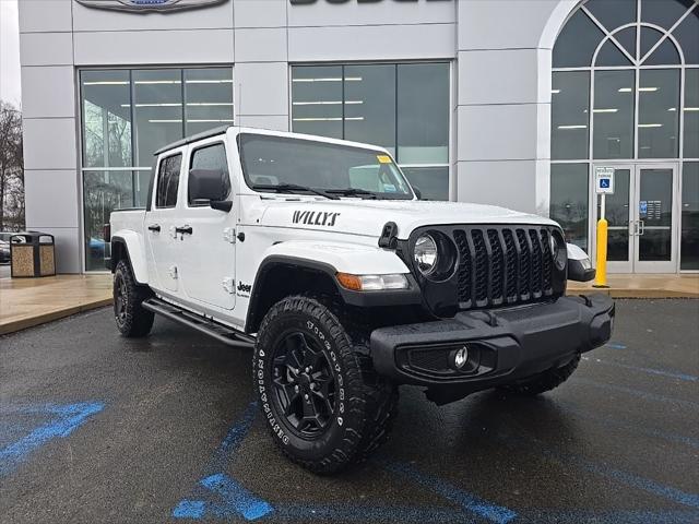 2022 Jeep Gladiator Willys 4x4 2022 Jeep Gladiator Willys 4x4