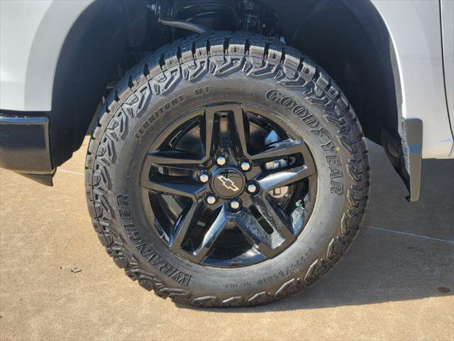 2026 Chevrolet Silverado 1500 4WD Crew Cab Short Bed Custom Trail Boss