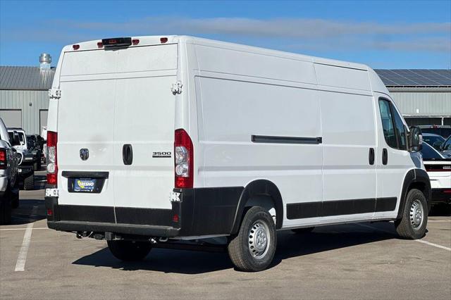 2026 Ram ProMaster Promaster 3500 Tradesman Cargo Van High Roof 159' Wb Ext