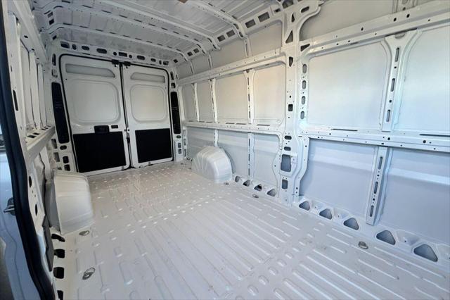 2026 Ram ProMaster Promaster 3500 Tradesman Cargo Van High Roof 159' Wb Ext