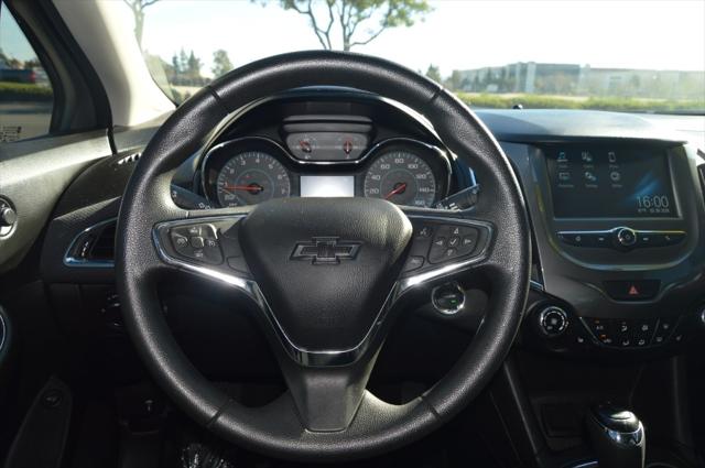2017 Chevrolet Cruze LT Auto