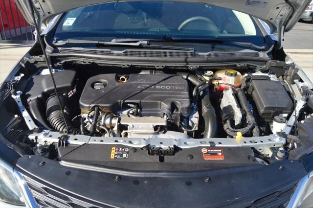 2017 Chevrolet Cruze LT Auto