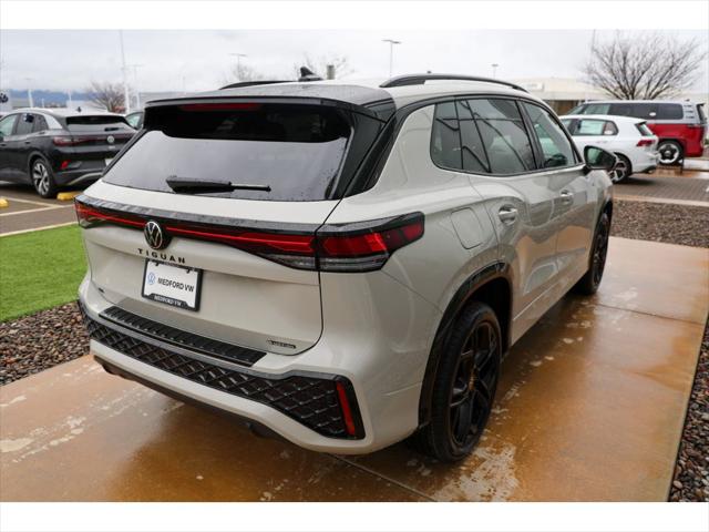 2026 Volkswagen Tiguan SE R-Line Black