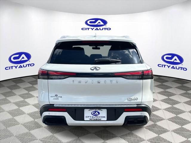 2023 INFINITI QX60 LUXE AWD