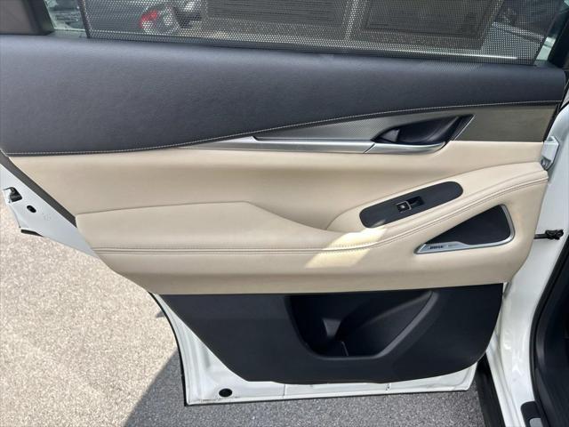 2023 INFINITI QX60 LUXE AWD