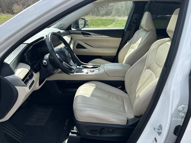 2023 INFINITI QX60 LUXE AWD