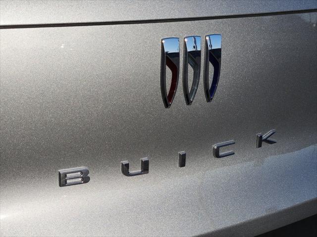 2026 Buick NV Preferred FWD