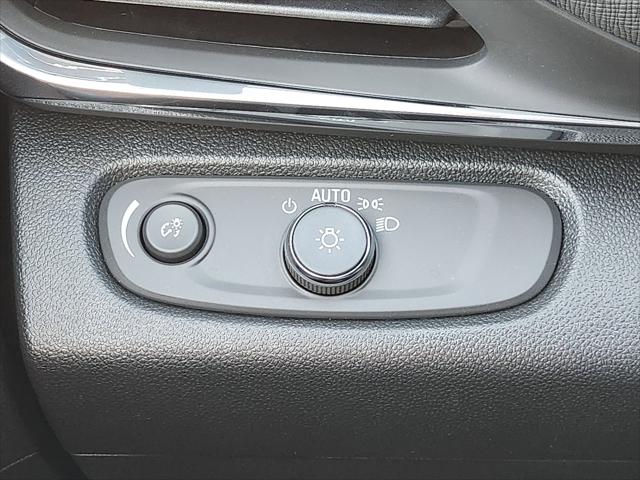 2026 Buick NV Preferred FWD