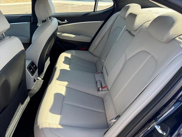 2023 Genesis G70 2.0T AWD