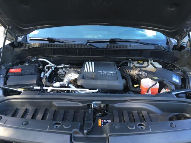 2020 Chevrolet Silverado 1500 4WD Crew Cab Short Bed RST