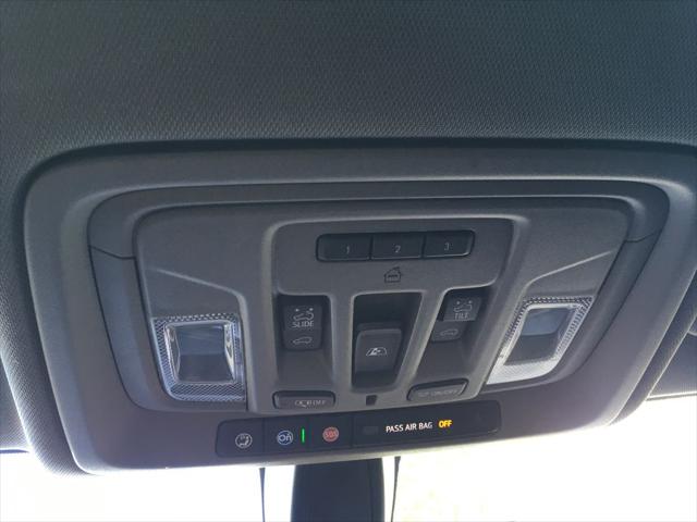 2020 Chevrolet Silverado 1500 4WD Crew Cab Short Bed RST