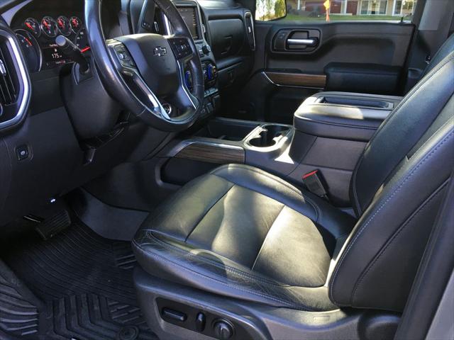 2020 Chevrolet Silverado 1500 4WD Crew Cab Short Bed RST