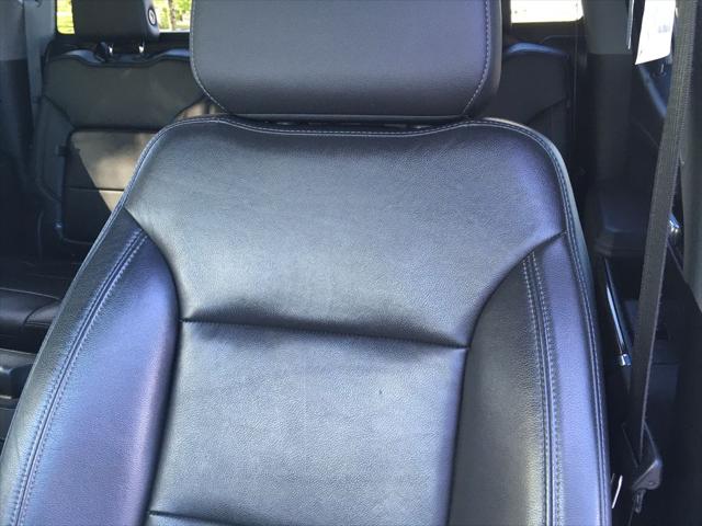 2020 Chevrolet Silverado 1500 4WD Crew Cab Short Bed RST