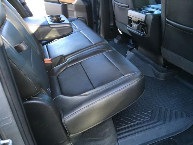 2020 Chevrolet Silverado 1500 4WD Crew Cab Short Bed RST