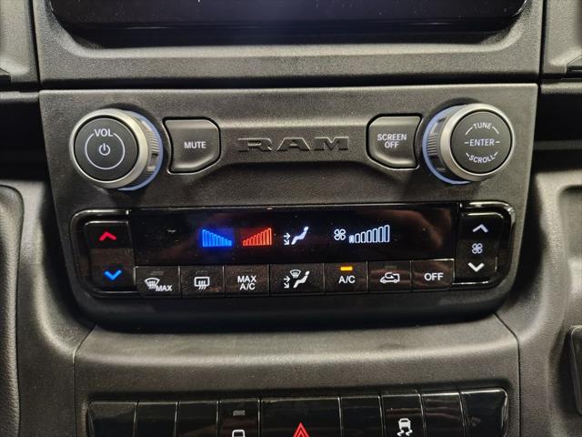 2026 Ram ProMaster Cargo Van Tradesman High Roof 159" WB EXT w/Pass Seat