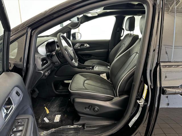 2026 Chrysler Pacifica Limited AWD