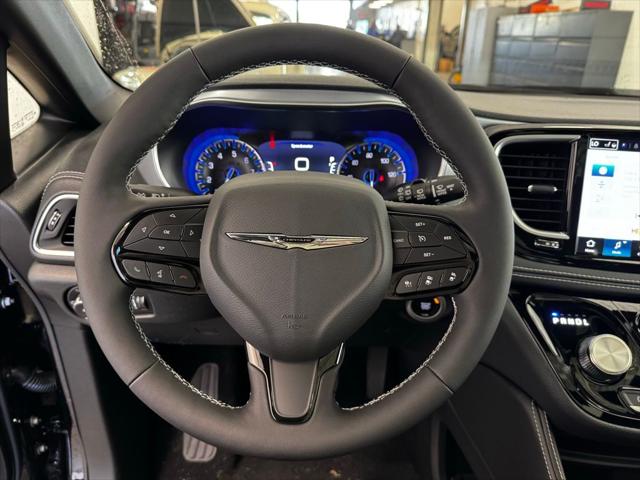 2026 Chrysler Pacifica Limited AWD
