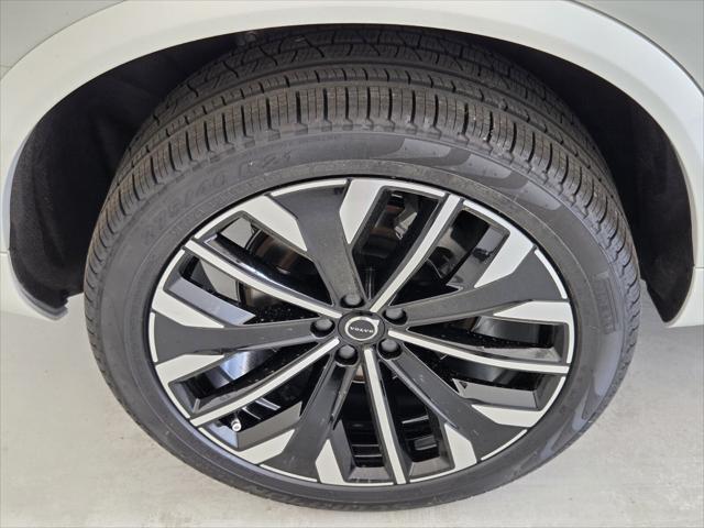 2026 Volvo XC90 Ultra, B6 AWD Gas (mild hybrid), Gasoline, Bright, 7 Seats